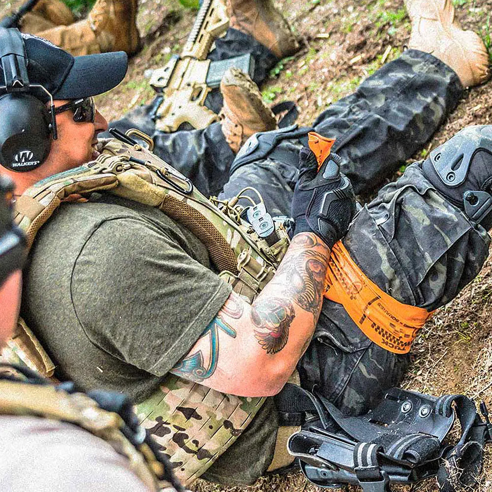 SWAT-T - Stretch Wrap and Tuck Tourniquet (Rescue Orange) 3