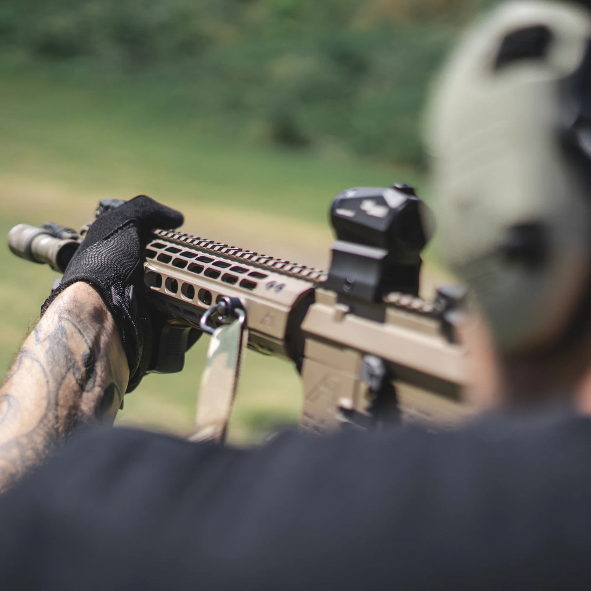 Mechanix T/S M-Pact 0.5mm High-Dexterity Covert Gloves 1